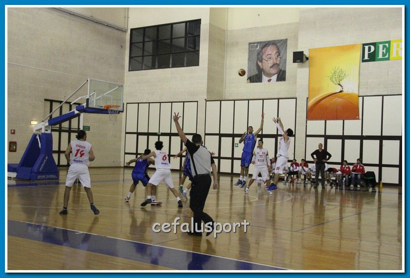 121223 Aquila 317_tn.jpg